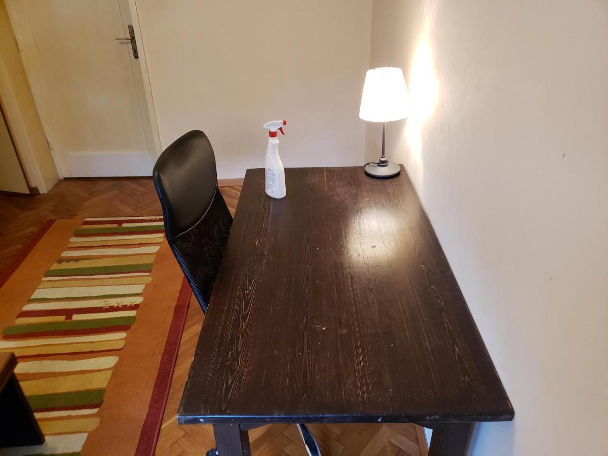 Private Cozy Room 1 With Shared Kitchen In Appartment, Downtown Belgrad Exterior foto